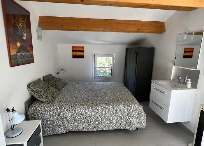 Les D'ostriconi - Ogliastro Casa de Férias *